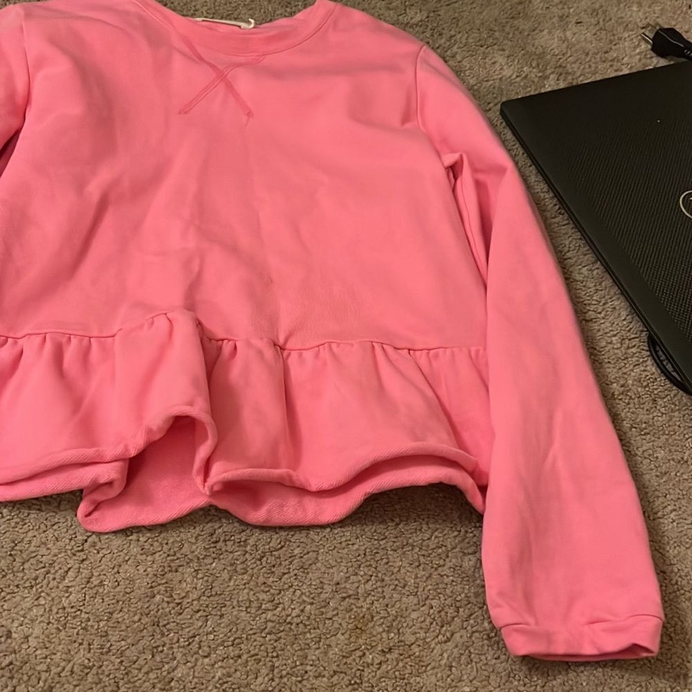 Pink Ruffled Hem Women’s Sweatshirt - Picture 3 of 7